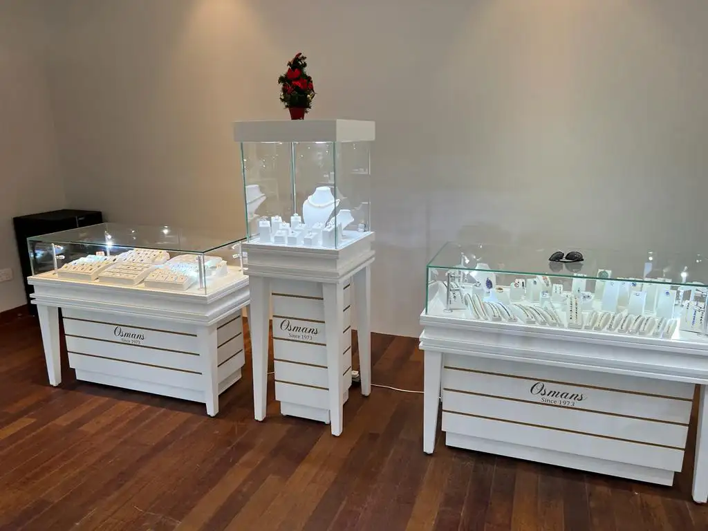 Jewelry Display Showcases in Maldives